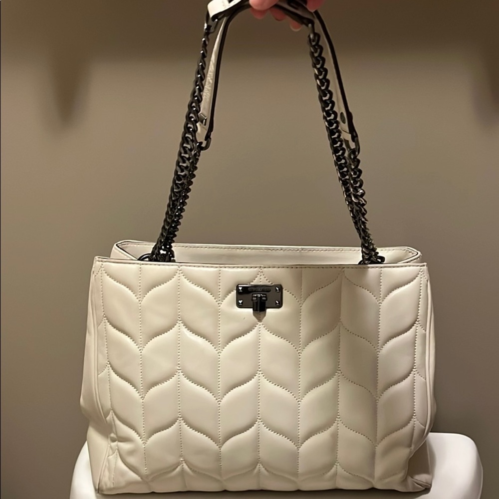 Elegant Quilted White Handbag